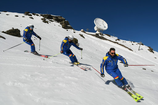 Escuela Española de Esquí y Snow Sierra Nevada