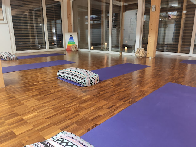 Rezensionen über Yoganique - Yoga in Wollerau in Freienbach - Yoga-Studio