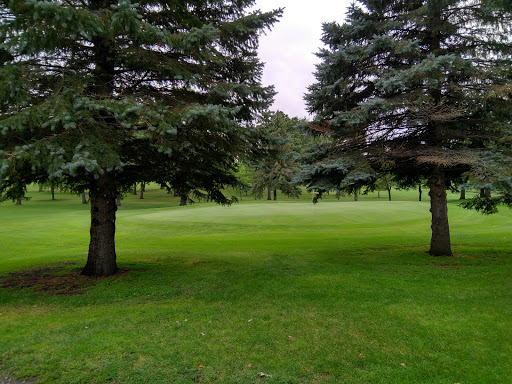 Golf Course «Edgewood Golf Course Pro Shop», reviews and photos, 19 Golf Course Rd, Fargo, ND 58102, USA