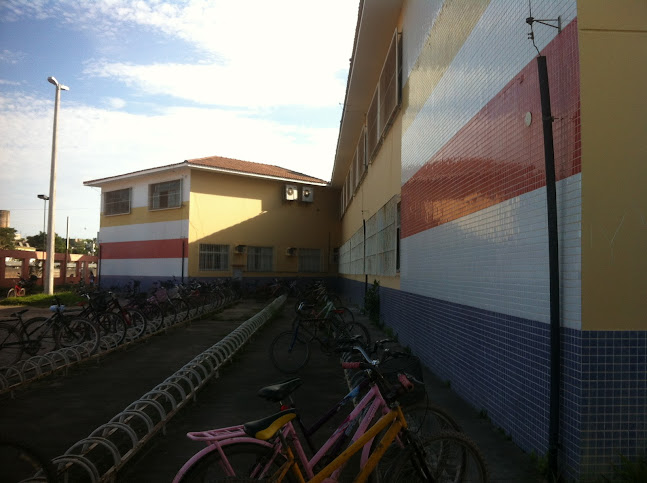 Avaliações sobre EEEM MÁRIO GURGEL em Vila Velha - Escola
