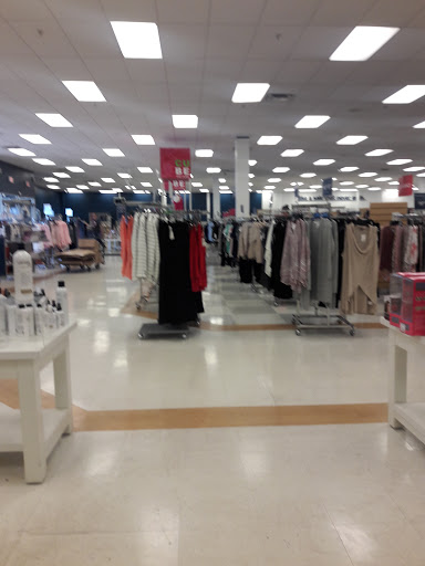 Department Store «Marshalls», reviews and photos, 1501 N Lewis Ave, Waukegan, IL 60085, USA