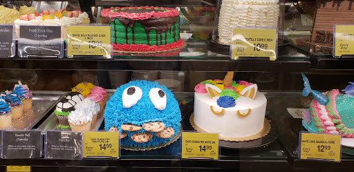 Grocery Store «Safeway», reviews and photos, 1688 Anderson Rd, McLean, VA 22102, USA