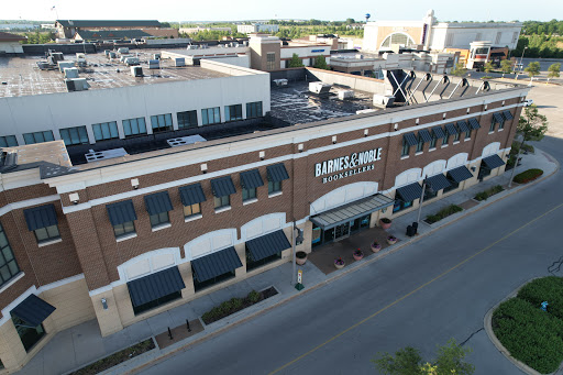 Book Store «Barnes & Noble», reviews and photos, 631 E Boughton Rd, Bolingbrook, IL 60440, USA