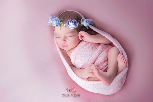Baby Fairy Studio - สตูดิโอถ่ายภาพเด็กทารก Newborn Photography LINE :@baby-fairy-studio