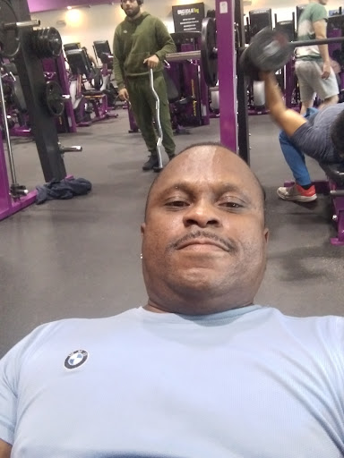 Planet Fitness image