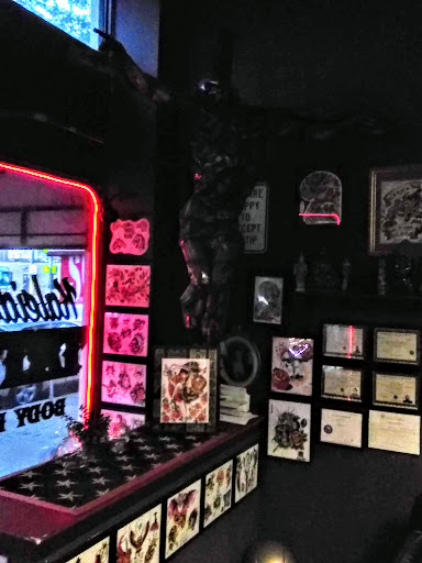 Tattoo Shop «Kaleidoscope Tattoo & Art Gallery», reviews and photos, 2374 Massachusetts Ave, Cambridge, MA 02140, USA