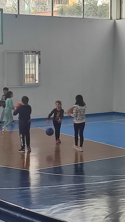 Mezitli Belediyesi Özgecan Aslan Spor Salonu