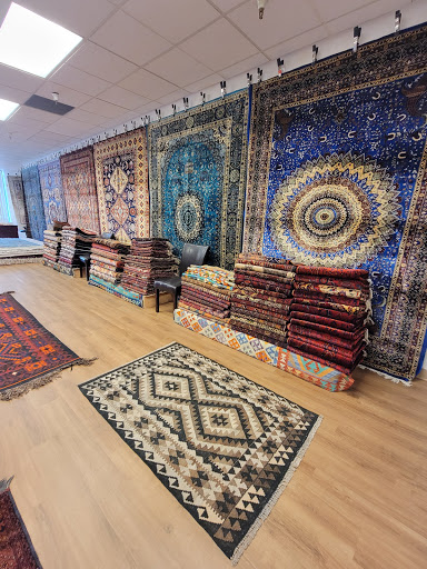 Handicraft Antique Carpets & Rugs