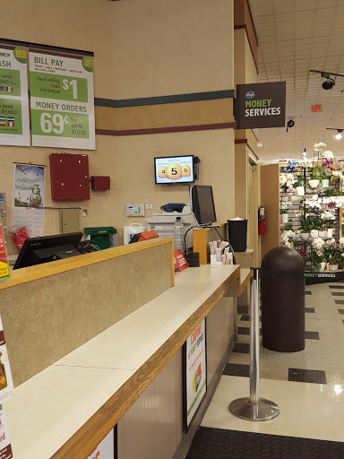Grocery Store «Kroger», reviews and photos, 13333 Eureka Rd, Southgate, MI 48195, USA