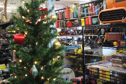 Pawn Shop «Southern California Jewelry and Loan Pawn Shop», reviews and photos, 12522 Westminster Ave, Santa Ana, CA 92706, USA