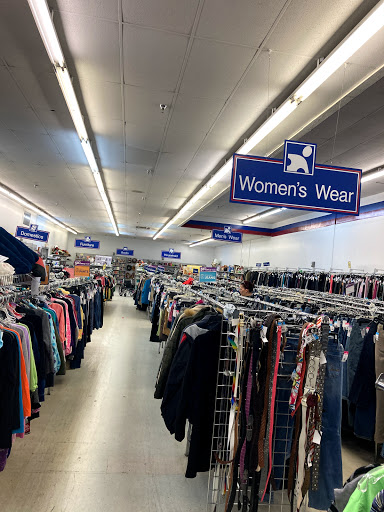 Thrift Store «Goodwill Industries of Greater Cleveland & East Central Ohio», reviews and photos, 12650A Rockside Rd, Cleveland, OH 44125, USA