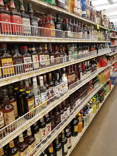 Grocery Store «Village Market», reviews and photos, 40869 Sierra Dr, Three Rivers, CA 93271, USA