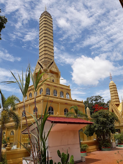 วัดพระปรางค์มุนี Wat Phra Prang Muni