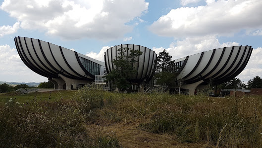 UFR Lettres et Sciences Humaines 57 Rue Pierre Taittinger Bâtiment 17, 51100 Reims, France