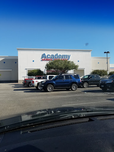 Sporting Goods Store «Academy Sports + Outdoors», reviews and photos, 1720 W University Dr #200, McKinney, TX 75069, USA