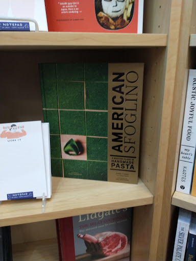 Book Store «Third Street Books», reviews and photos, 320 NE 3rd St, McMinnville, OR 97128, USA