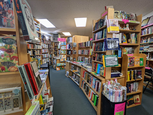 Book Store «Spectator Books», reviews and photos, 4163 Piedmont Ave, Oakland, CA 94611, USA