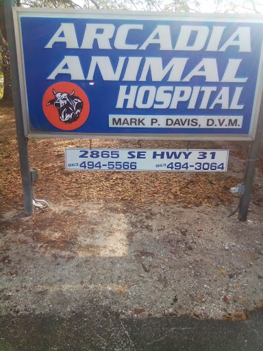 Davis Mark P DVM image