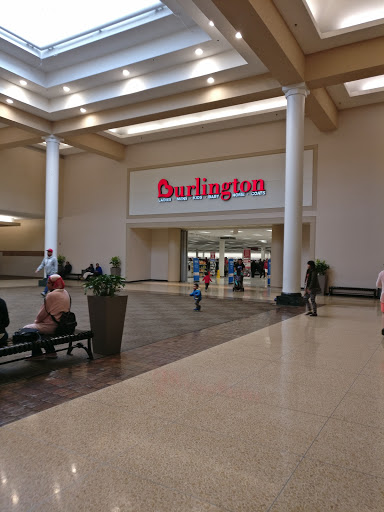Clothing Store «Burlington Coat Factory», reviews and photos, 600 Northtown Dr, Blaine, MN 55434, USA