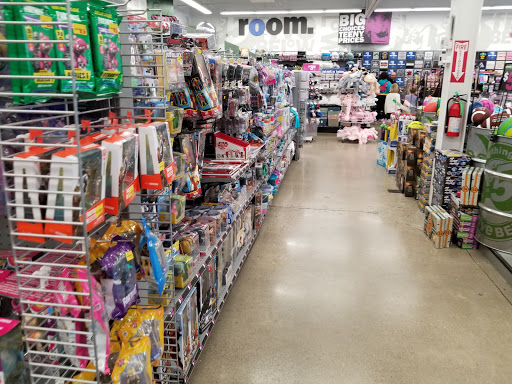 Variety Store «Five Below», reviews and photos, 1950 E Greyhound Pass #4, Carmel, IN 46033, USA