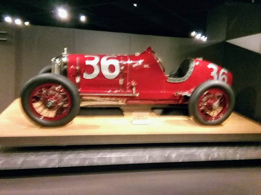 Car Dealer «Tamiami Ford», reviews and photos, 1471 Airport Pulling Rd N, Naples, FL 34104, USA