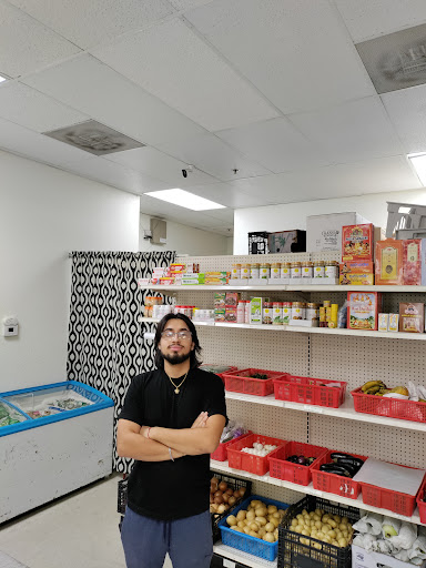 Indian Grocery Store «Trinetra Indian Grocery», reviews and photos, 310 S Lexington Dr, Folsom, CA 95630, USA