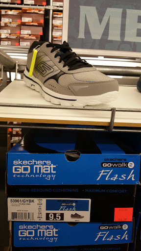 Shoe Store «SKECHERS Factory Outlet», reviews and photos, 711 W 2nd St, San Bernardino, CA 92410, USA