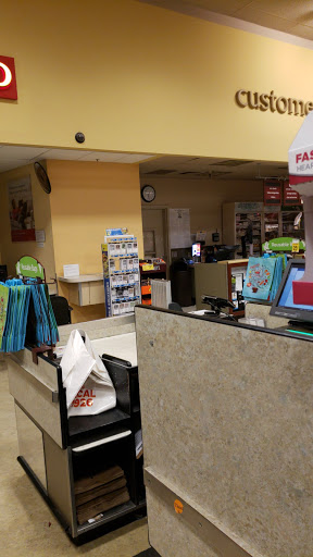 Grocery Store «Safeway», reviews and photos, 2401 Waterman Blvd, Fairfield, CA 94533, USA