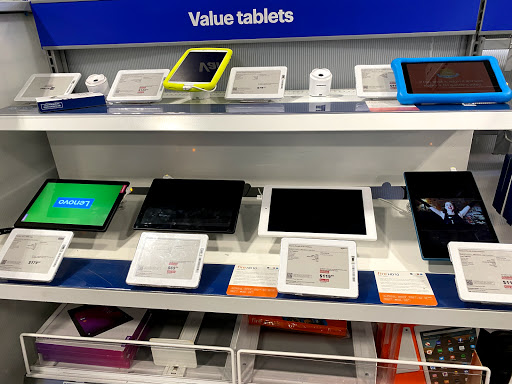 Electronics Store «Best Buy», reviews and photos, 1620 W Osceola Pkwy, Kissimmee, FL 34741, USA