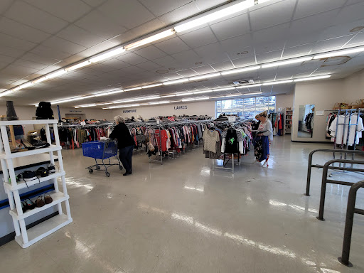 Thrift Store «Goodwill», reviews and photos