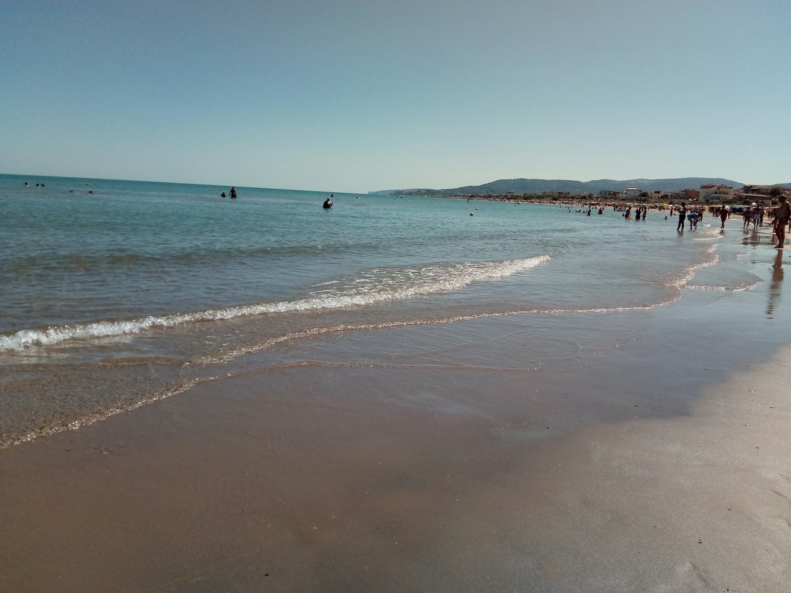 Foto de Spiaggia di Foce Varano - recomendado para viajeros en familia con niños