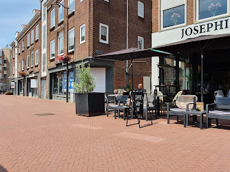 Josephine Café