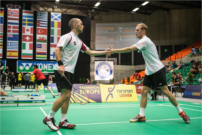 Beoordelingen van Badminton Vlaanderen in Leuven - Discotheek