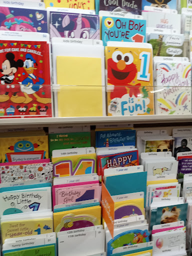 Shopping Mall «Village Square Shopping Center», reviews and photos, 2800 Recker Hwy, Winter Haven, FL 33880, USA