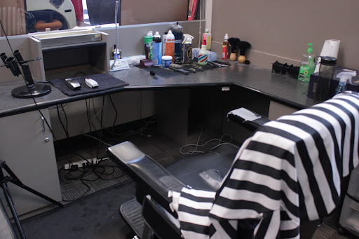 Barber Shop «Barber Shop Salon», reviews and photos, 2050 Lawrenceville Hwy F18, Decatur, GA 30033, USA