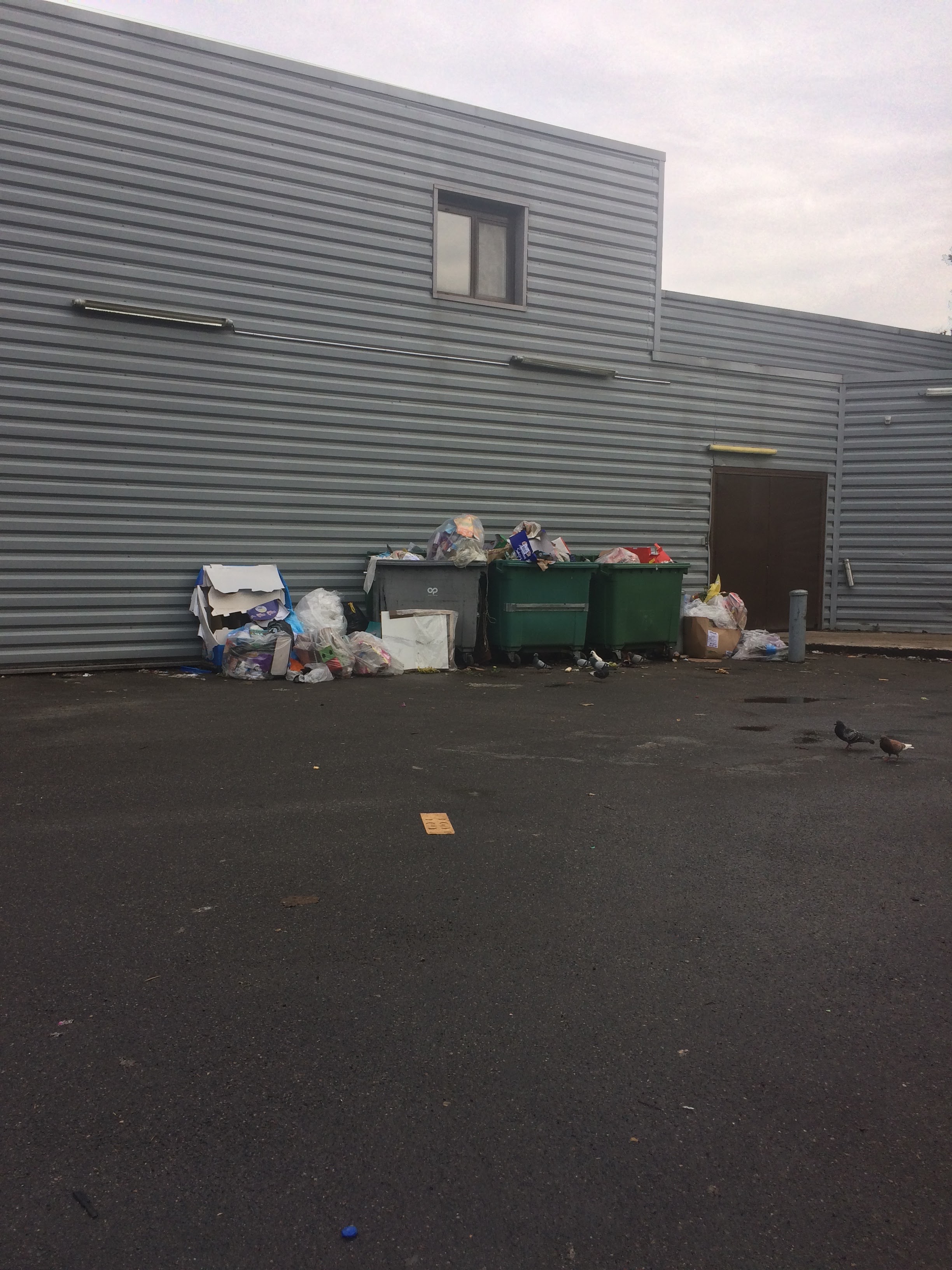 Photo n° 1 de l'avis de Andreia.e fait le 10/04/2018 à 07:31