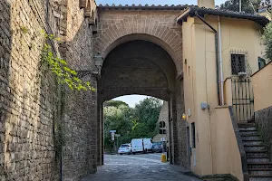 Porta San Giorgio image