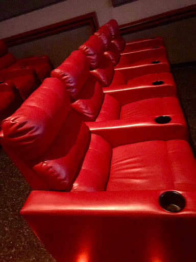 Movie Theater «AMC Starplex Southington 12», reviews and photos, 1821 Meriden-Waterbury Turnpike, Southington, CT 06489, USA