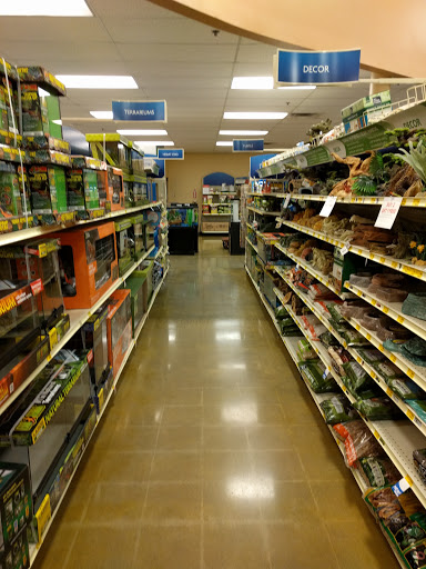 Pet Supply Store «PetSmart», reviews and photos, 860 Cobb Pl Blvd NW, Kennesaw, GA 30144, USA