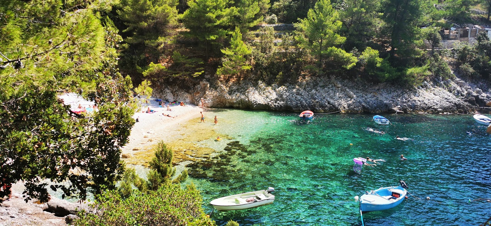 Photo de Orlandusa beach avec un niveau de propreté de partiellement propre