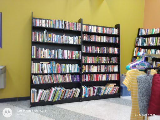 Clothing Store «GoodWill», reviews and photos, 1356 E Vine St, Kissimmee, FL 34744, USA