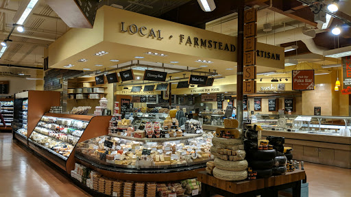 Gourmet Grocery Store «Metropolitan Market Kirkland», reviews and photos, 10611 NE 68th St, Kirkland, WA 98033, USA