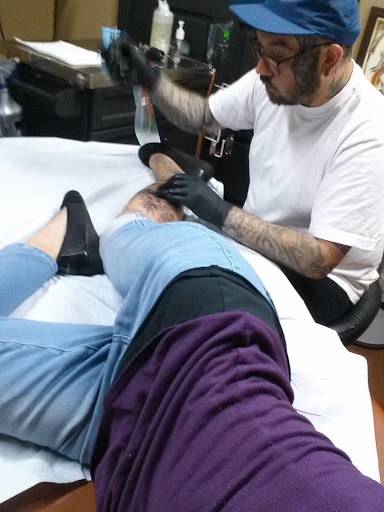 Body Piercing Shop «Immortal Art Tattoo & Body Piercing : Scottsdale», reviews and photos, 10255 N Scottsdale Rd #1, Paradise Valley, AZ 85253, USA