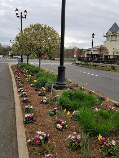 Shopping Mall «The Shoppes at Farmington Valley», reviews and photos, 110 Albany Turnpike, Canton, CT 06019, USA