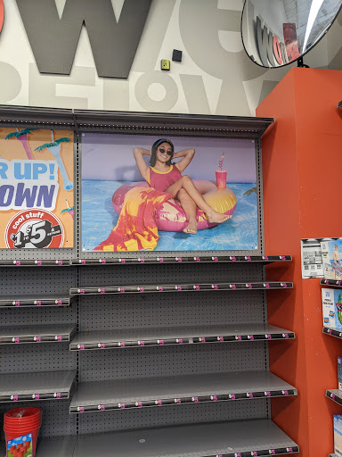 Variety Store «Five Below», reviews and photos, 781 Shoppes Blvd, North Brunswick Township, NJ 08902, USA