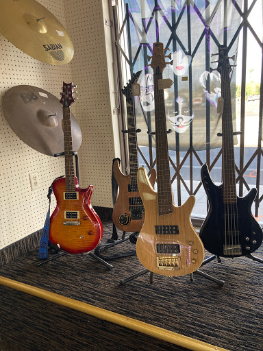 Pawn Shop «B & B Pawn and Gold», reviews and photos, 1107 E Main St, Mesa, AZ 85203, USA