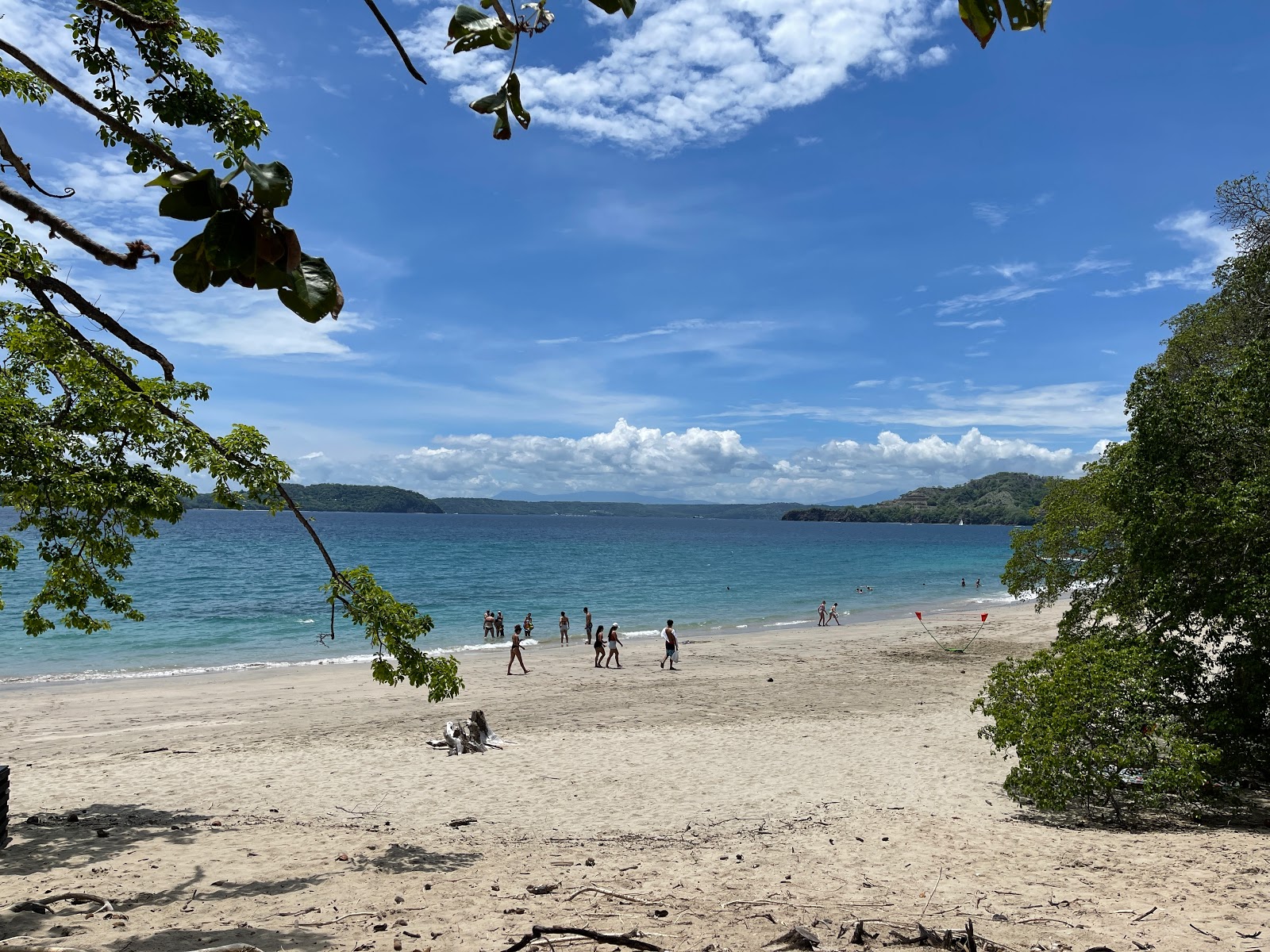 Playa Penca'in fotoğrafı dağlarla çevrili