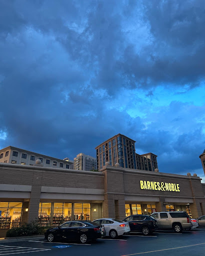 Book Store «Barnes & Noble», reviews and photos, 2900 Peachtree Rd NW #310, Atlanta, GA 30305, USA