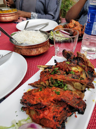 Cilantro Restaurant Rajini building, 41 Osun Cres, Maitama, Abuja, Nigeria, Chicken Wings Restaurant, state Nasarawa