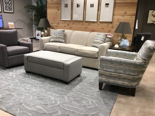 Furniture Store «Roberts Furniture & Mattress», reviews and photos, 465 Denbigh Blvd, Newport News, VA 23608, USA